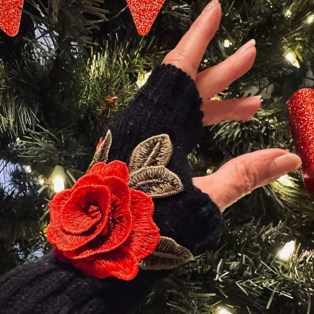 Black Knit Gloves with Red Rose Embroidery Detail Fingerlesss One Size